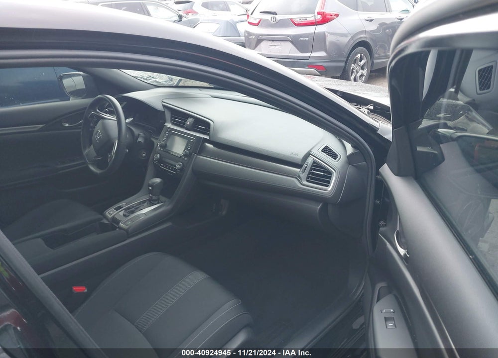 2018 HONDA CIVIC SPORT VIN: SHHFK7H44JU213961