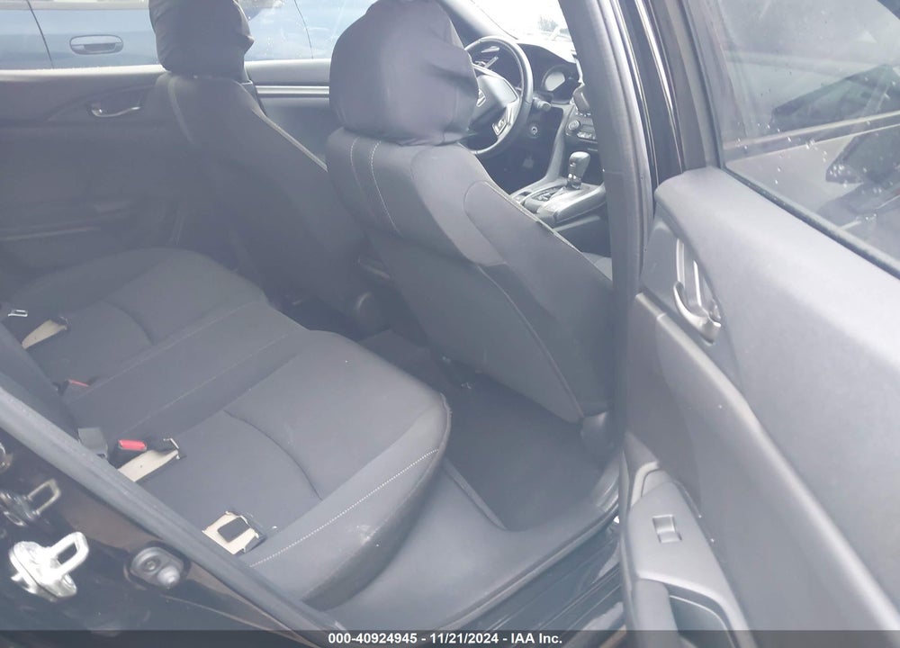 2018 HONDA CIVIC SPORT VIN: SHHFK7H44JU213961
