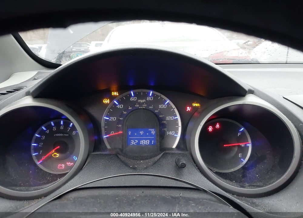 2010 HONDA FIT VIN: JHMGE8G25AC015551