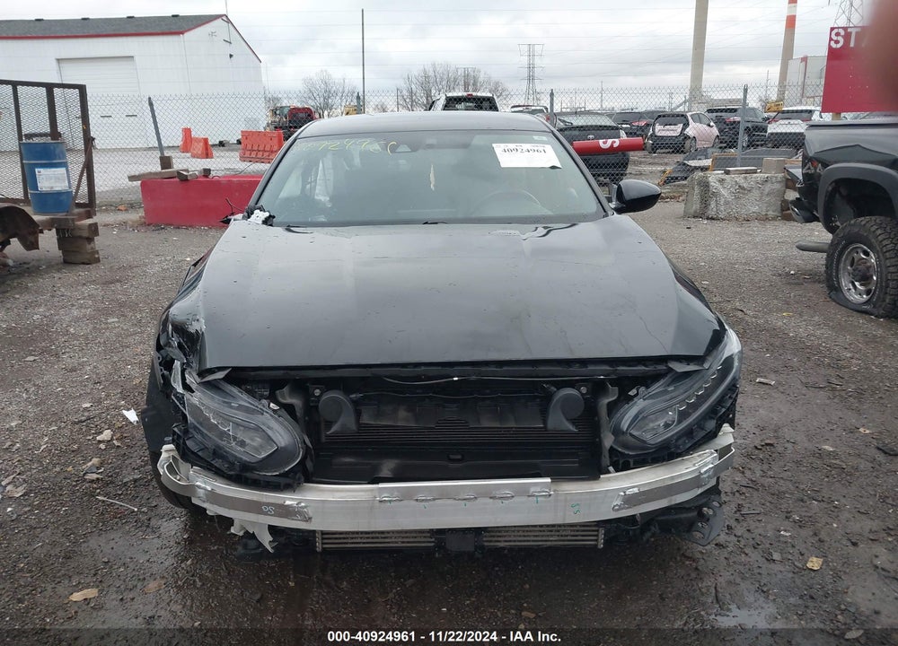 2018 HONDA ACCORD VIN: 1HGCV1F37JA150822
