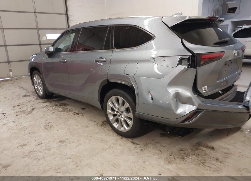 2021 TOYOTA HIGHLANDER LIMITED VIN: 5TDDZRBH8MS113499