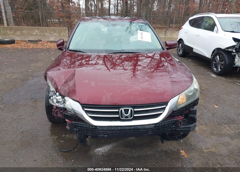 2015 HONDA ACCORD EX-L VIN: 1HGCR2F82FA141300