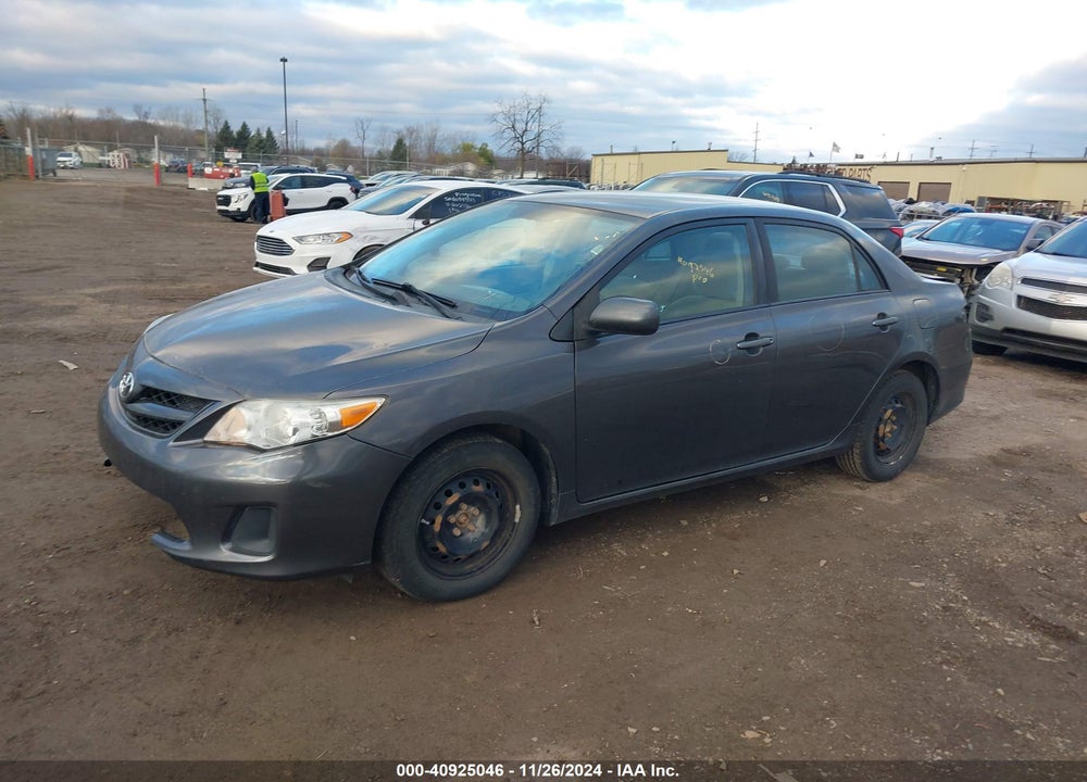 2011 TOYOTA COROLLA LE VIN: 2T1BU4EE0BC696375