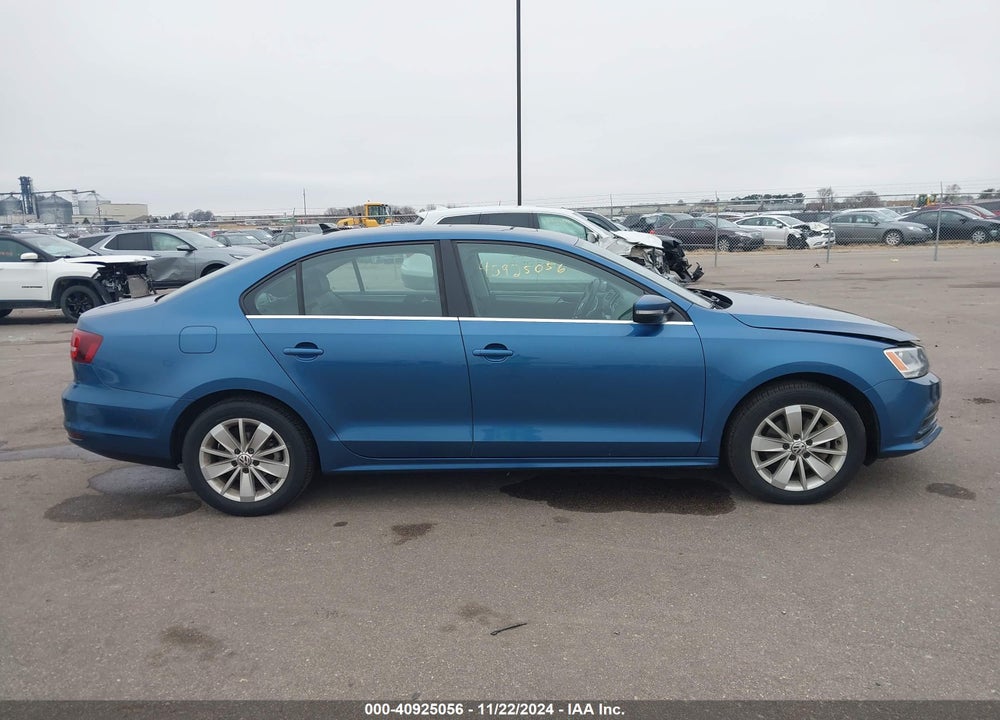 2016 VOLKSWAGEN JETTA VIN: 3VWD67AJ5GM415187