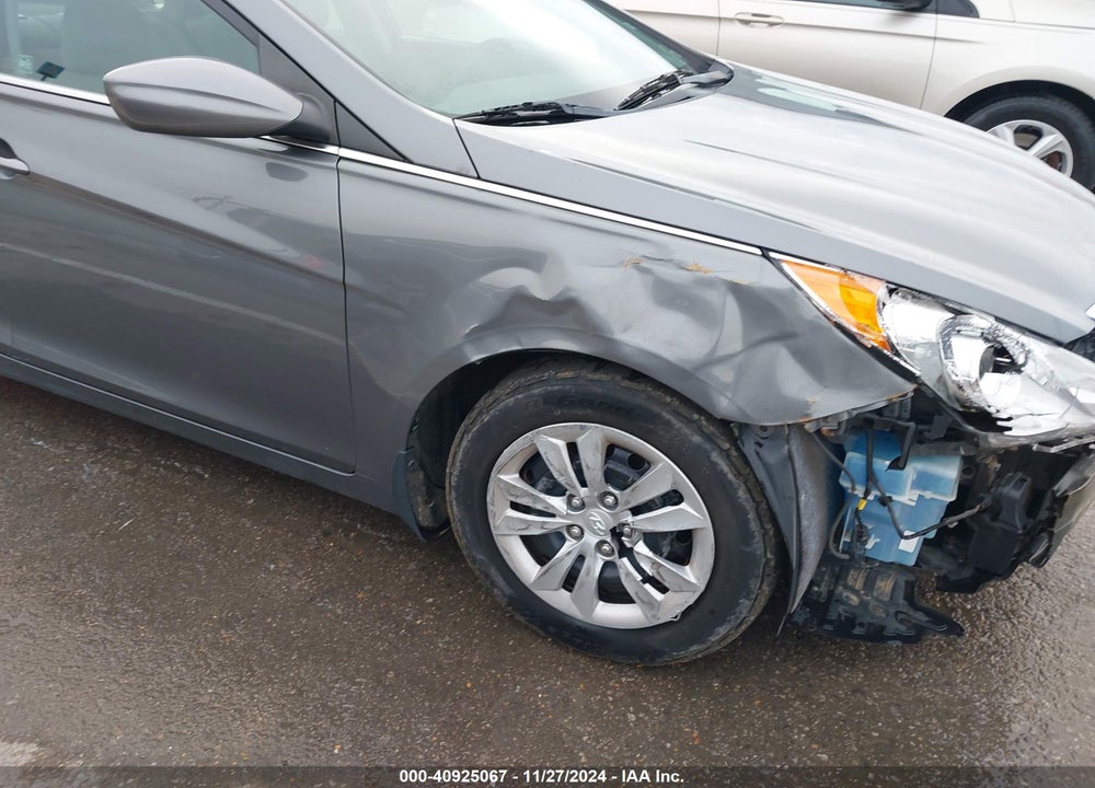 2012 HYUNDAI SONATA GLS VIN: 5NPEB4AC3CH503335