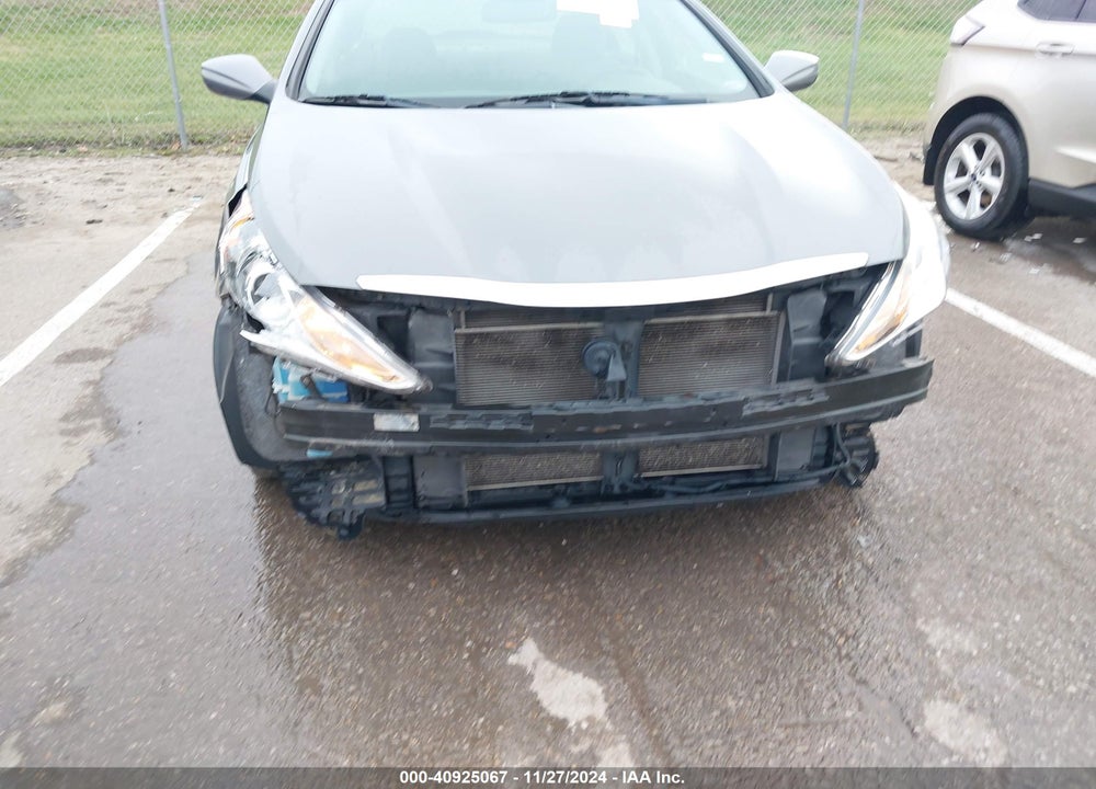 2012 HYUNDAI SONATA GLS VIN: 5NPEB4AC3CH503335