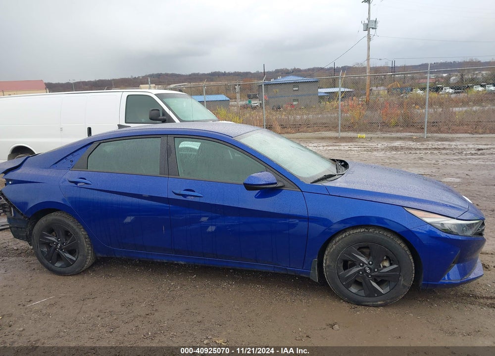 2022 HYUNDAI ELANTRA SEL VIN: 5NPLM4AG4NH084273