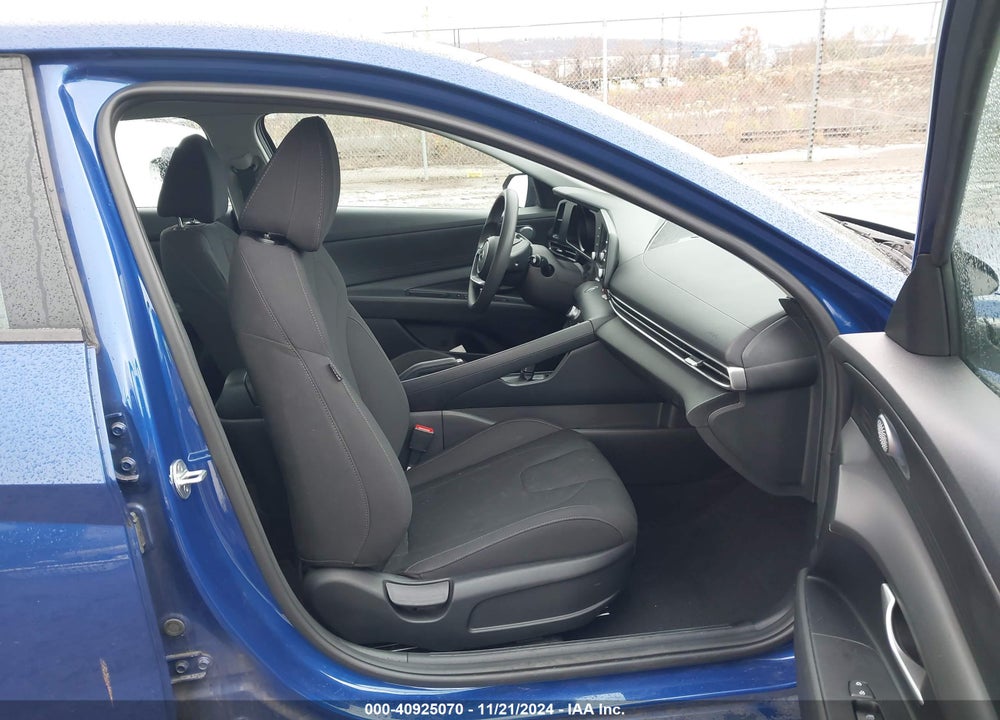 2022 HYUNDAI ELANTRA SEL VIN: 5NPLM4AG4NH084273