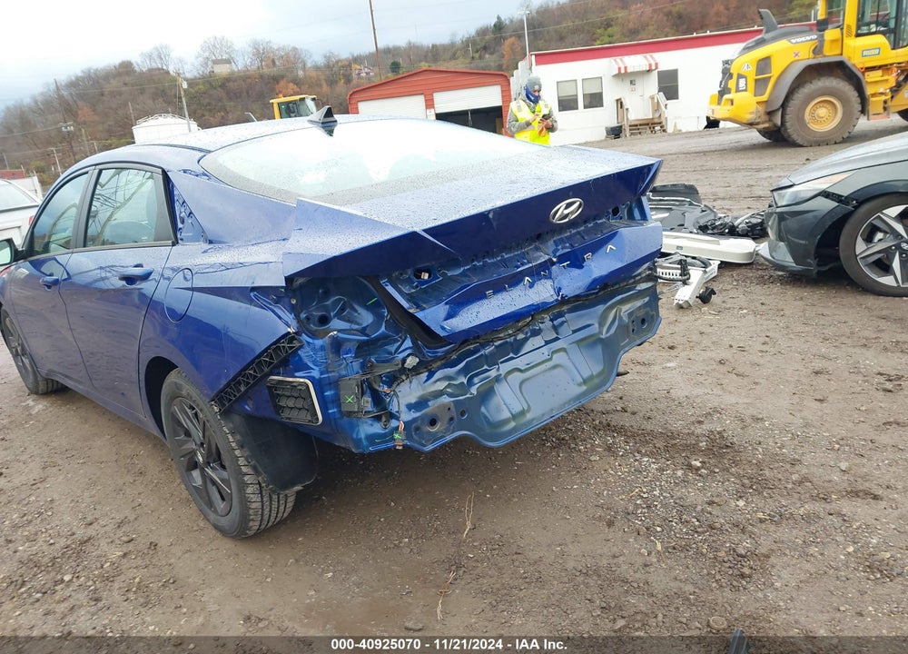 2022 HYUNDAI ELANTRA SEL VIN: 5NPLM4AG4NH084273
