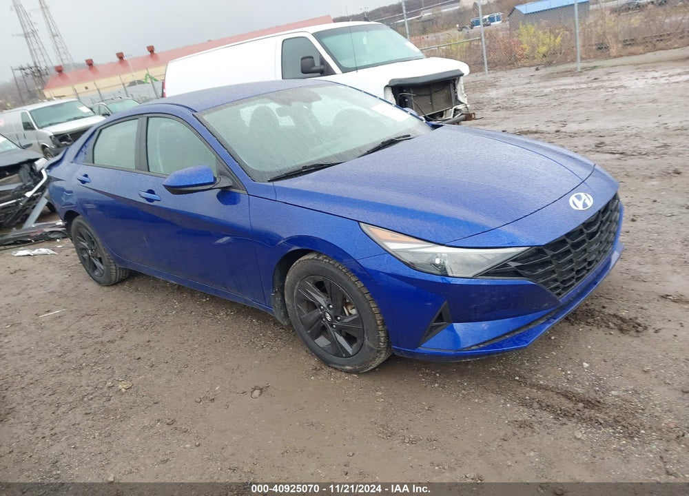 2022 HYUNDAI ELANTRA SEL VIN: 5NPLM4AG4NH084273