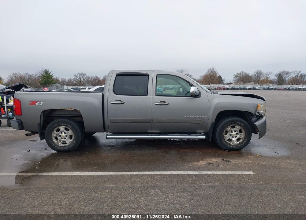 2008 CHEVROLET SILVERADO 1500 LT2 VIN: 2GCEK13MX81111269