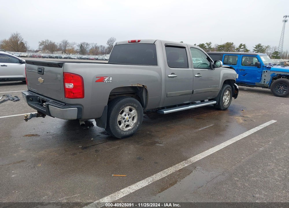 2008 CHEVROLET SILVERADO 1500 LT2 VIN: 2GCEK13MX81111269