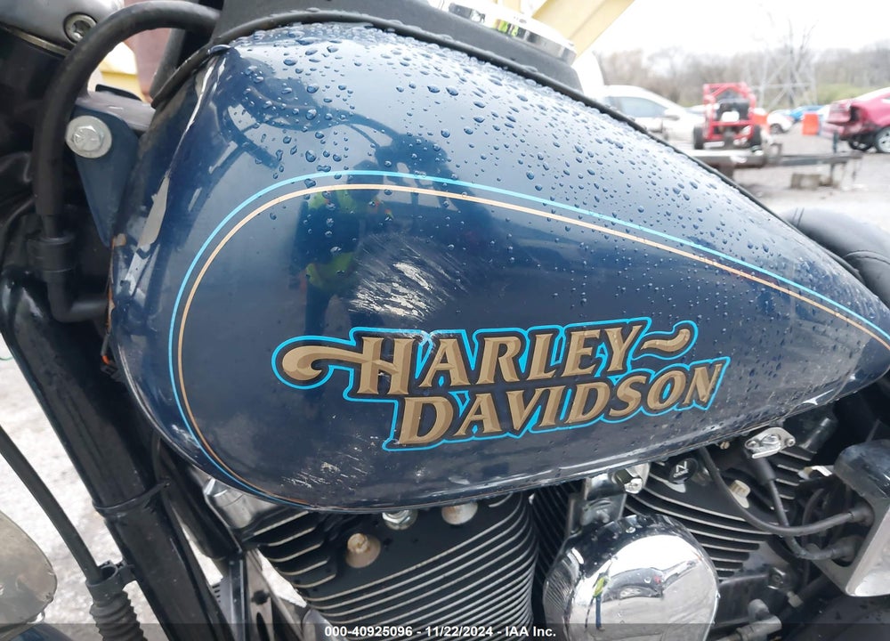 1998 HARLEY-DAVIDSON FXDS CONVERTIBLE VIN: 1HD1GGL16WY311650