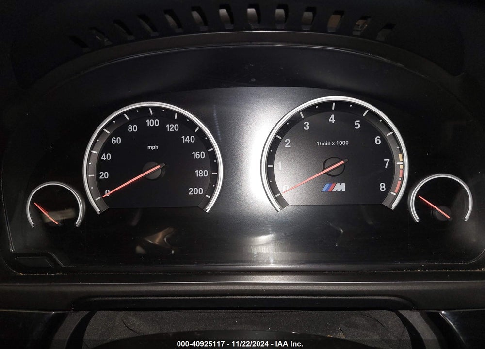2013 BMW M5 VIN: WBSFV9C58DC774095