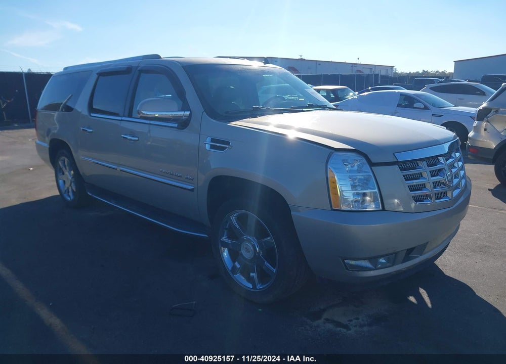 2012 CADILLAC ESCALADE ESV LUXURY VIN: 1GYS3HEF3CR126004