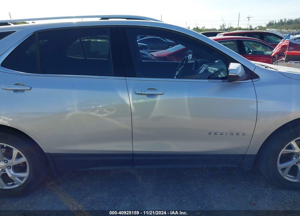 2019 CHEVROLET EQUINOX LT VIN: 3GNAXLEX2KS661927