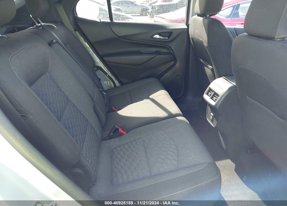 2019 CHEVROLET EQUINOX LT VIN: 3GNAXLEX2KS661927