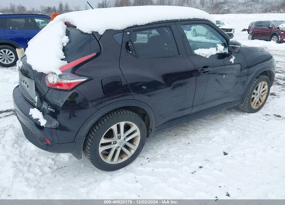 2015 NISSAN JUKE SV VIN: JN8AF5MV3FT563058