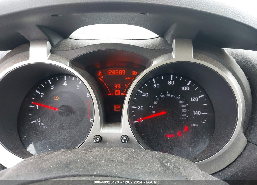 2015 NISSAN JUKE SV VIN: JN8AF5MV3FT563058
