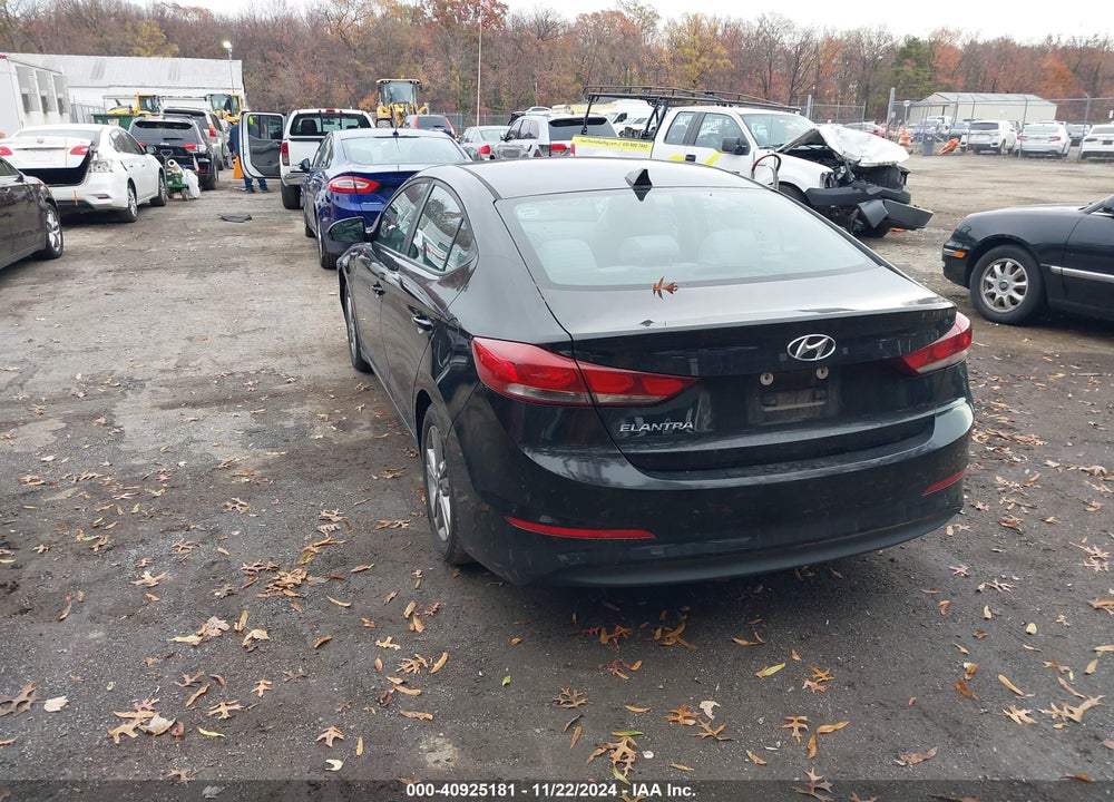 2017 HYUNDAI ELANTRA SE VIN: KMHD84LFXHU099637
