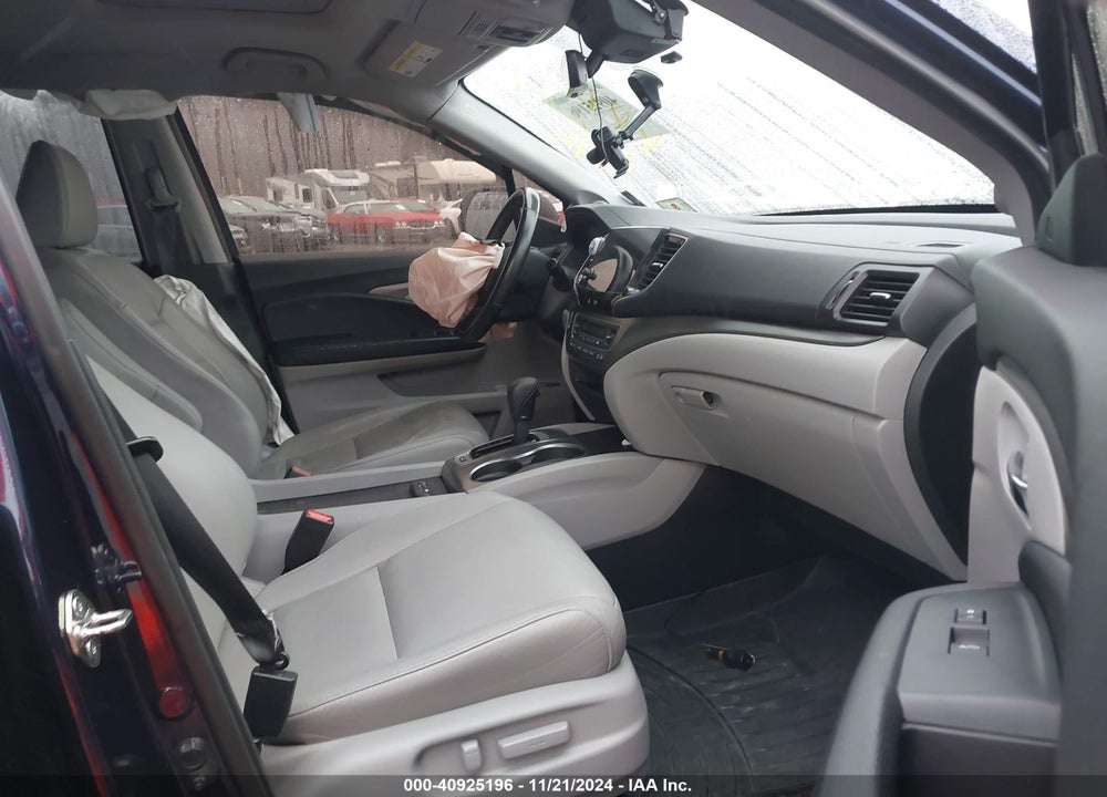 2019 HONDA PILOT EX-L VIN: 5FNYF6H57KB038642