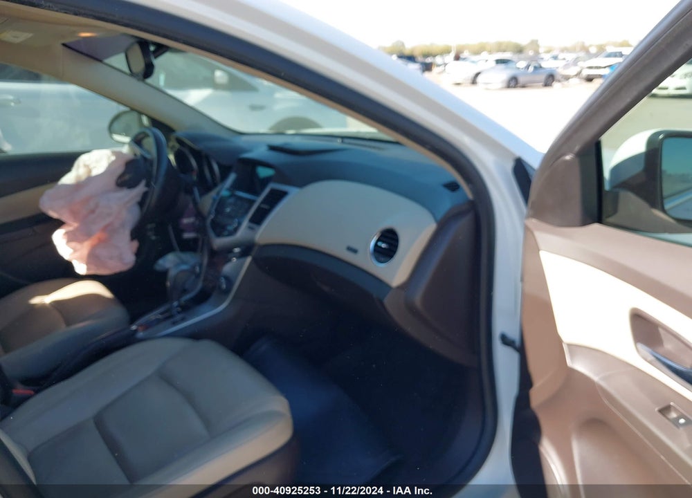 2014 CHEVROLET CRUZE VIN: 1G1PE5SB7E7245493