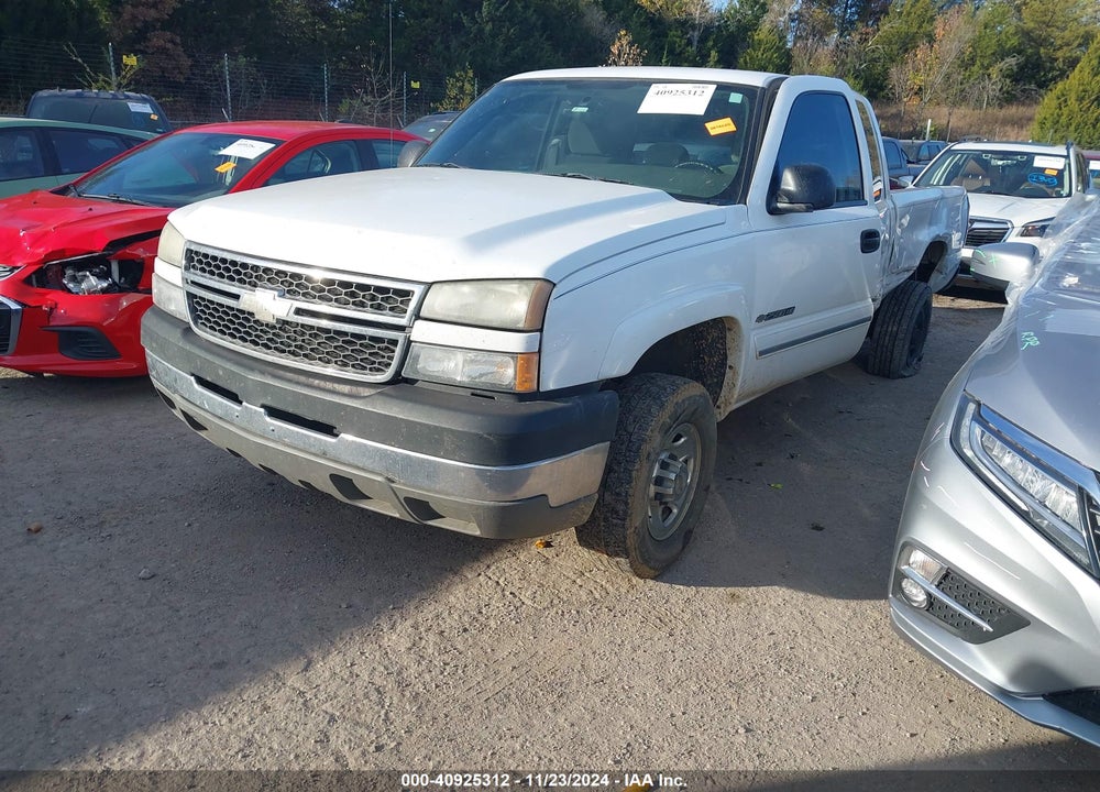 2005 CHEVROLET SILVERADO 2500HD LS VIN: 1GCHC29U05E276989