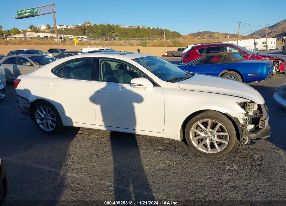 2011 LEXUS IS 250 VIN: JTHBF5C26B5140852