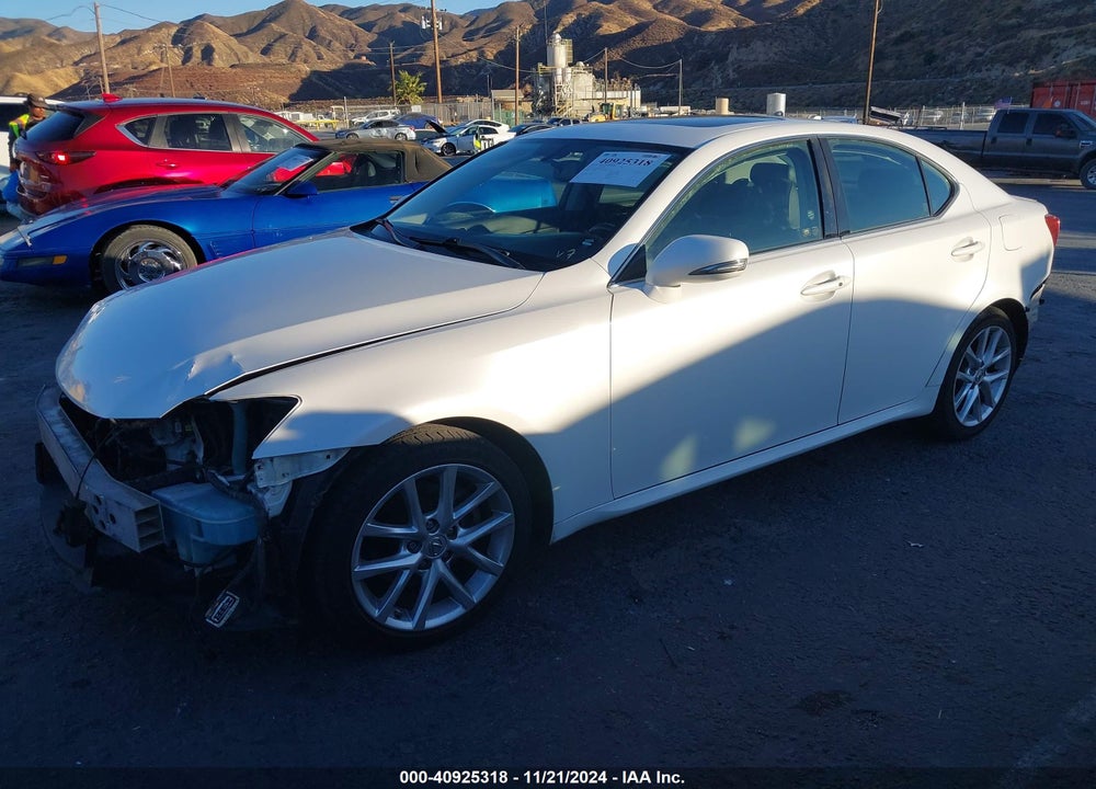 2011 LEXUS IS 250 VIN: JTHBF5C26B5140852