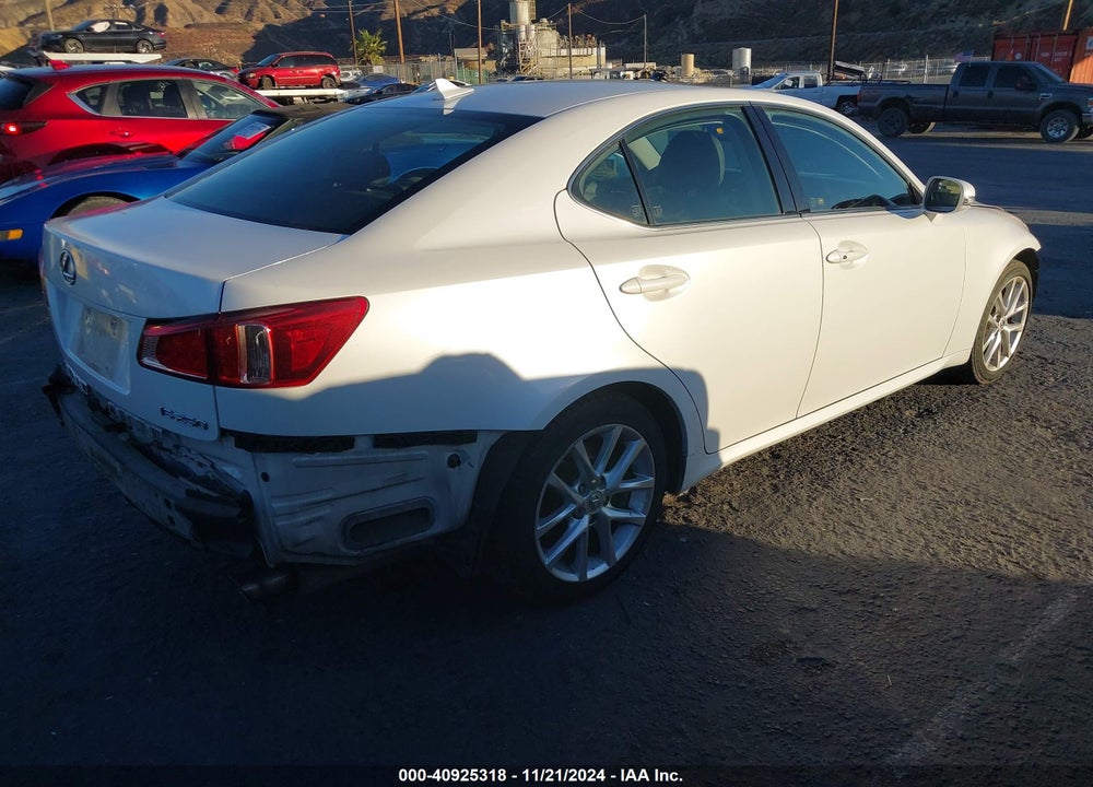 2011 LEXUS IS 250 VIN: JTHBF5C26B5140852