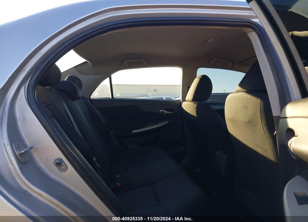 2010 TOYOTA COROLLA S VIN: 1NXBU4EE8AZ202695