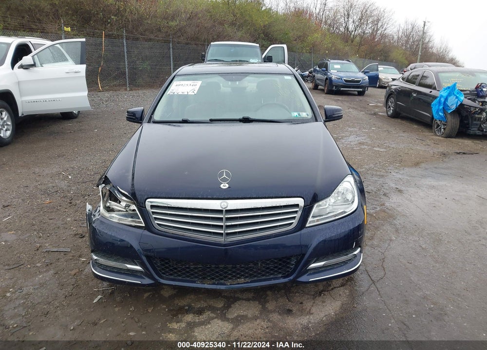2013 MERCEDES-BENZ C 300 LUXURY 4MATIC/SPORT 4MATIC VIN: WDDGF8AB2DR287196
