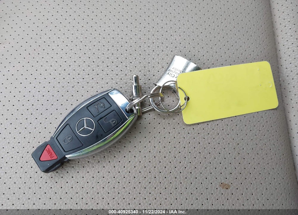 2013 MERCEDES-BENZ C 300 LUXURY 4MATIC/SPORT 4MATIC VIN: WDDGF8AB2DR287196