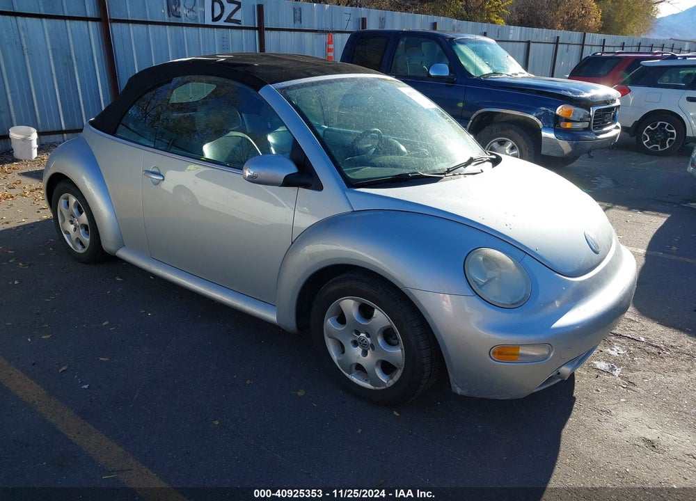 2003 VOLKSWAGEN NEW BEETLE GLS VIN: 3VWCK21Y23M302847