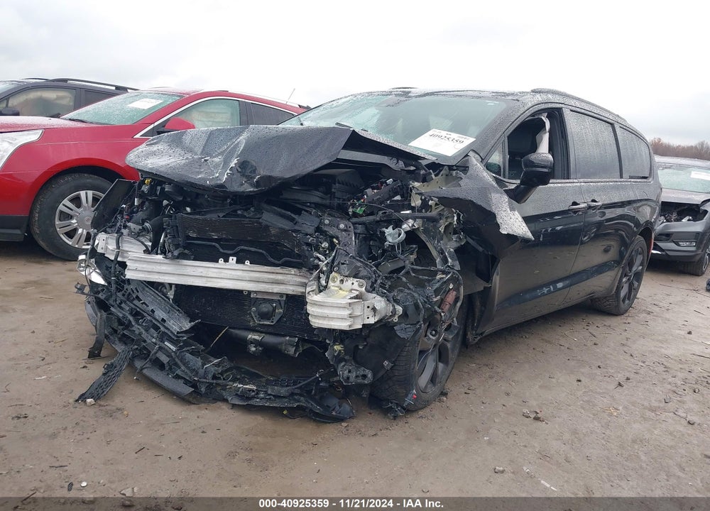 2019 CHRYSLER PACIFICA LIMITED VIN: 2C4RC1GG0KR522465