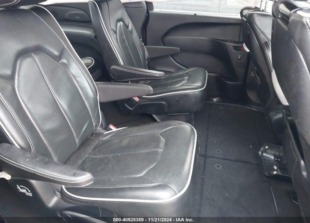 2019 CHRYSLER PACIFICA LIMITED VIN: 2C4RC1GG0KR522465