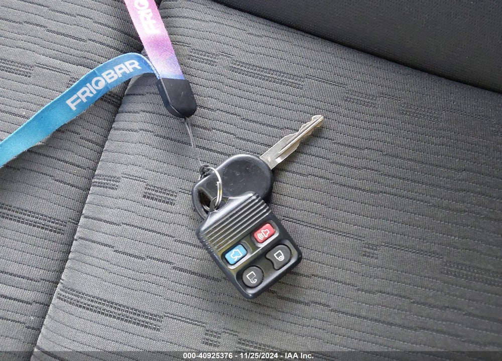 2009 FORD FOCUS SE VIN: 1FAHP35N79W153950