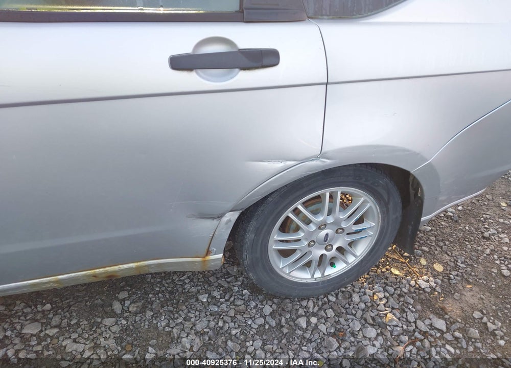 2009 FORD FOCUS SE VIN: 1FAHP35N79W153950