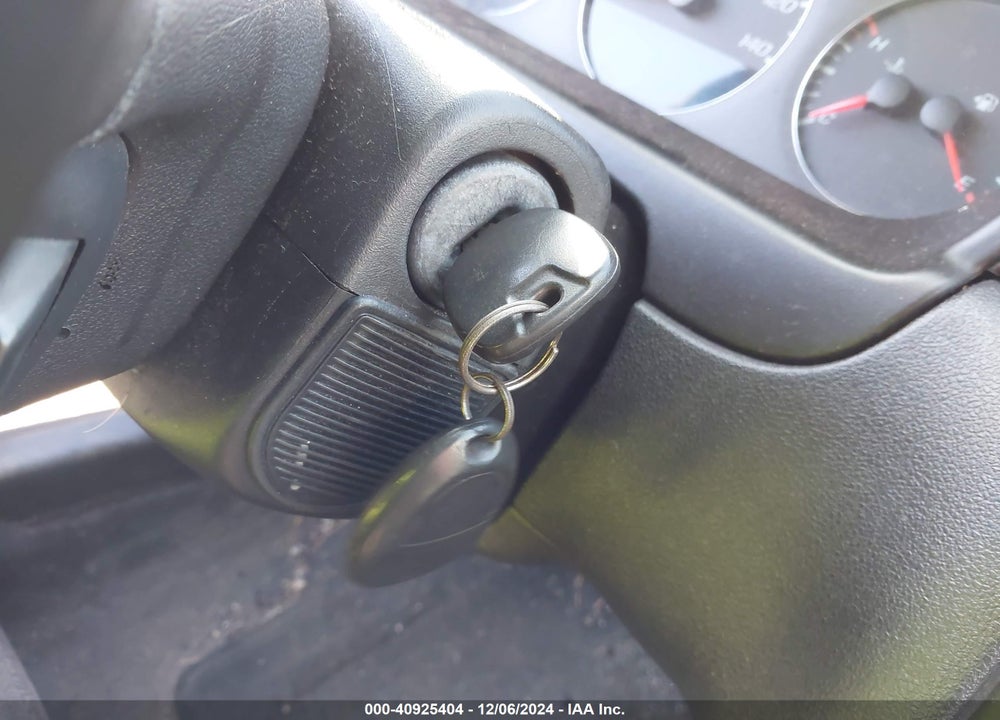 2010 CHEVROLET IMPALA VIN: 2G1WB5EK8A1240066
