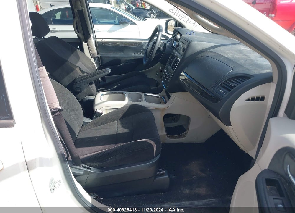 2013 DODGE GRAND CARAVAN SXT VIN: 2C4RDGCG9DR521856