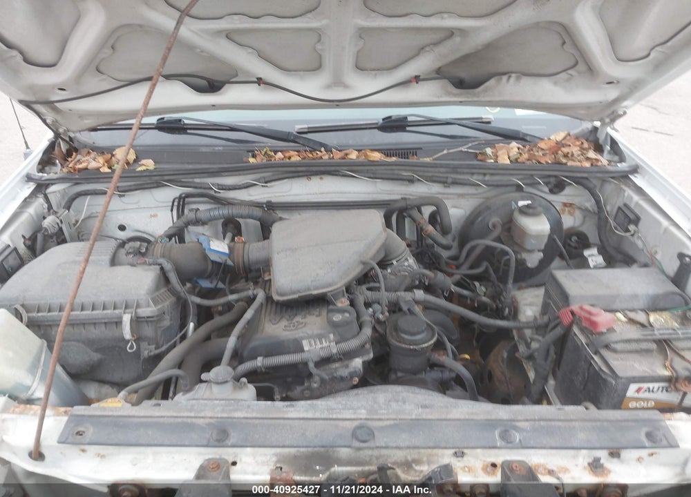 2005 TOYOTA TACOMA VIN: 5TENX22N95Z125883