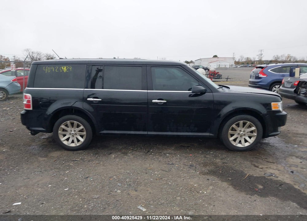 2009 FORD FLEX SEL VIN: 2FMEK62C79BA25706