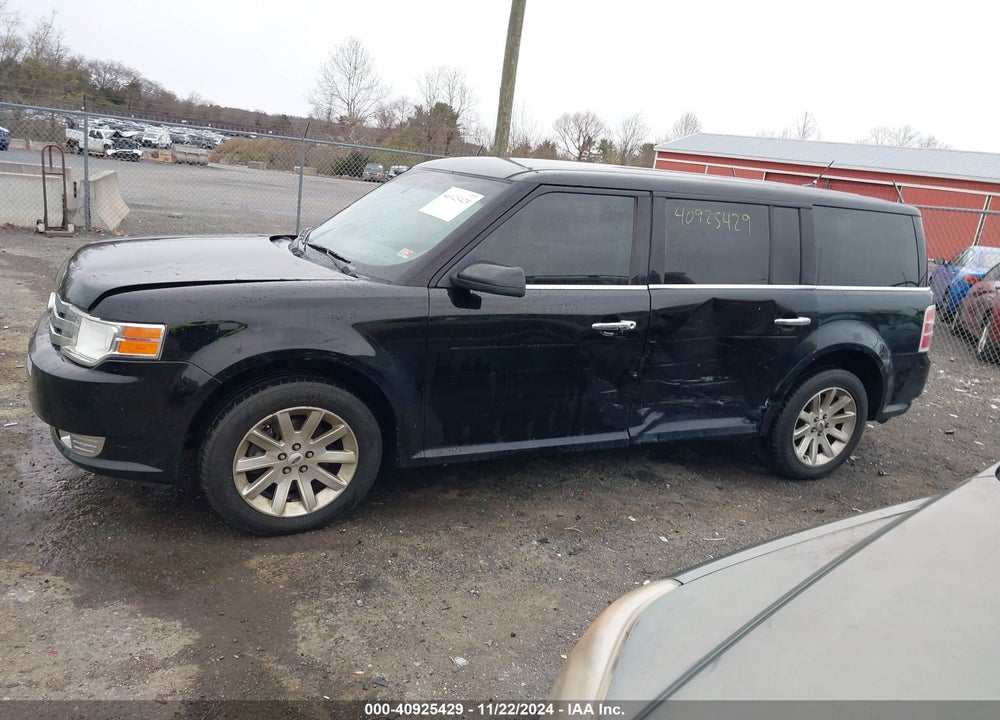 2009 FORD FLEX SEL VIN: 2FMEK62C79BA25706