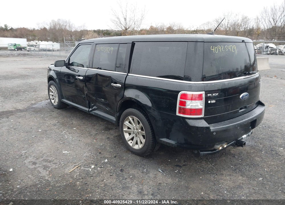 2009 FORD FLEX SEL VIN: 2FMEK62C79BA25706