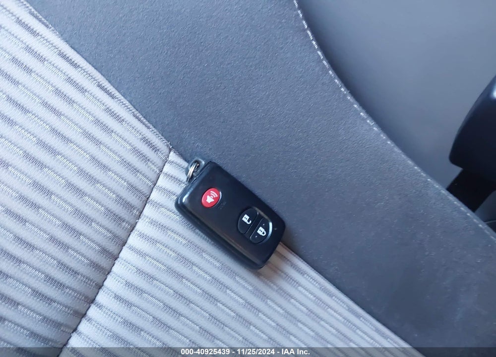 2015 TOYOTA PRIUS V THREE VIN: JTDZN3EU0FJ018782