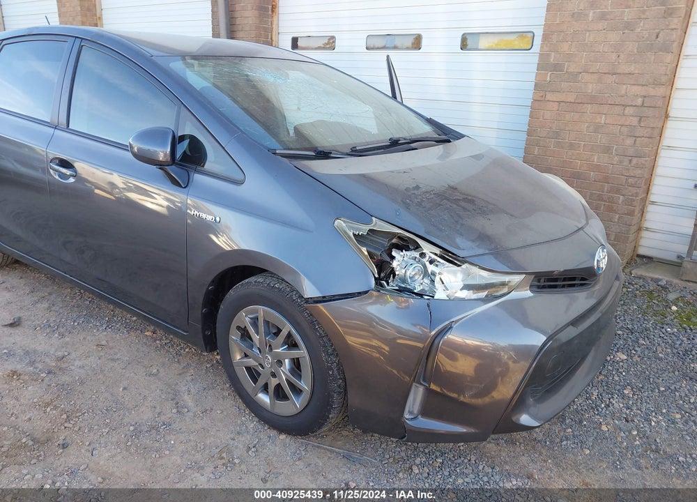 2015 TOYOTA PRIUS V THREE VIN: JTDZN3EU0FJ018782