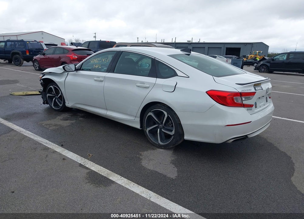 2022 HONDA ACCORD VIN: 1HGCV1F32NA124215