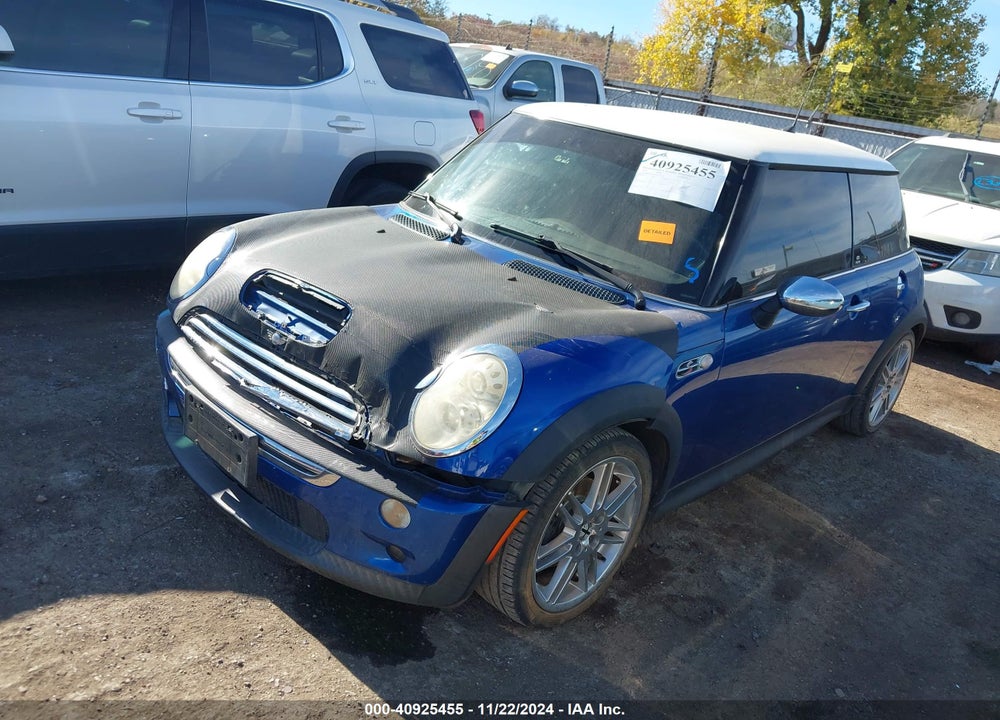 2006 MINI COOPER S VIN: WMWRE33576TJ37006