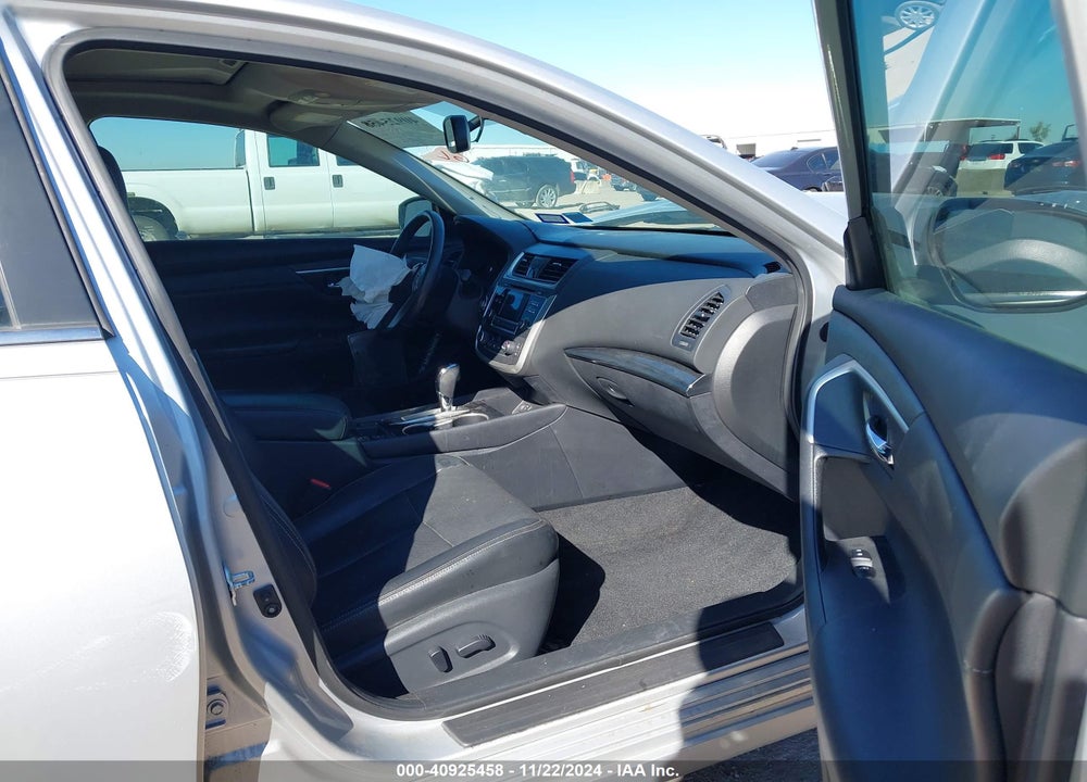 2017 NISSAN ALTIMA 2.5 SL VIN: 1N4AL3AP8HC292991