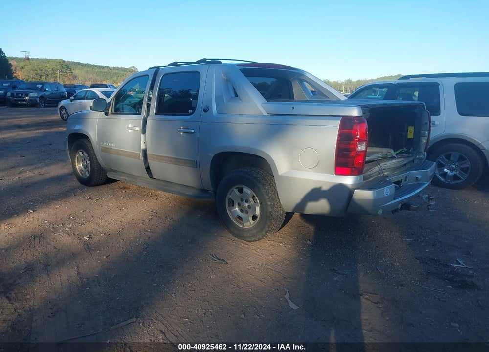 2013 CHEVROLET AVALANCHE LT VIN: 3GNMCFE07DG208289